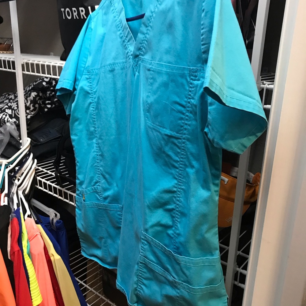 XLP WONDER WINK SCRUBS GENTLY USED